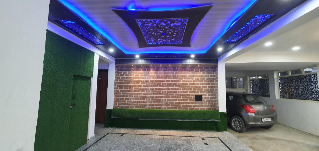 Hotel Resonance Exotic Srinagar  Exterior photo
